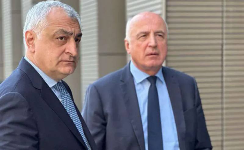 ბადრი ჯაფარიძე, მამუკა ხაზარაძე